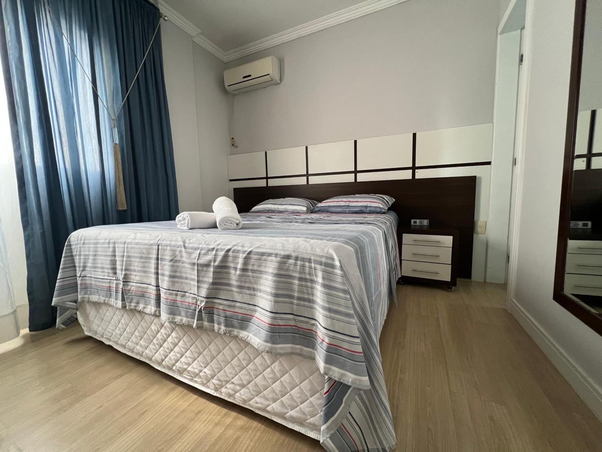 Lindo Apto Balneario Camboriu 1200 M Praia Central ภายนอก รูปภาพ